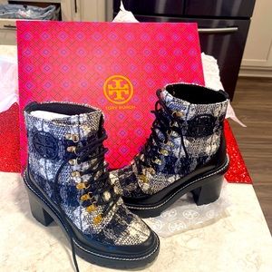 NWT original box tory Burch booties